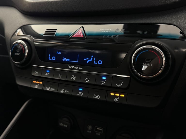 2016 Hyundai TUCSON 1.7 CRDi Blue Drive SE Nav 5dr 2WD ESTATE DIESEL Manual