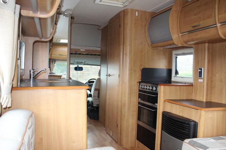 2009 "59" Plate Auto Trail Apache SE 634U Luxury 4 Berth Motorhome, Rear Lounge