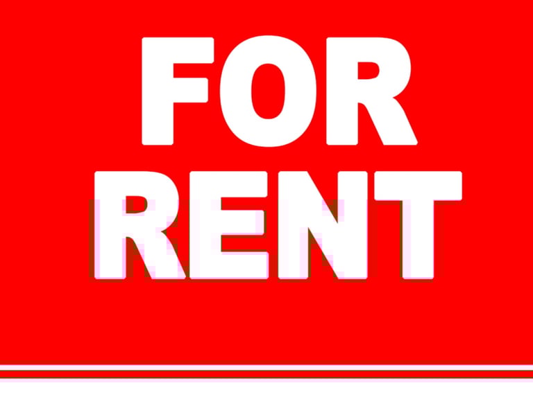 Secure parking  rarely available up to 7 meters 