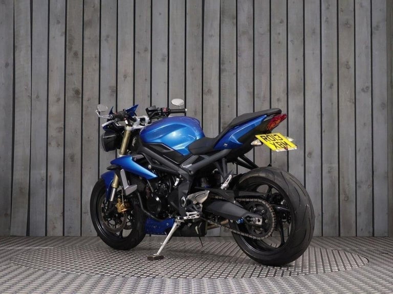 2013 13 TRIUMPH STREET TRIPLE 675 675 NAKED PETROL MANUAL O RING (106 PS)