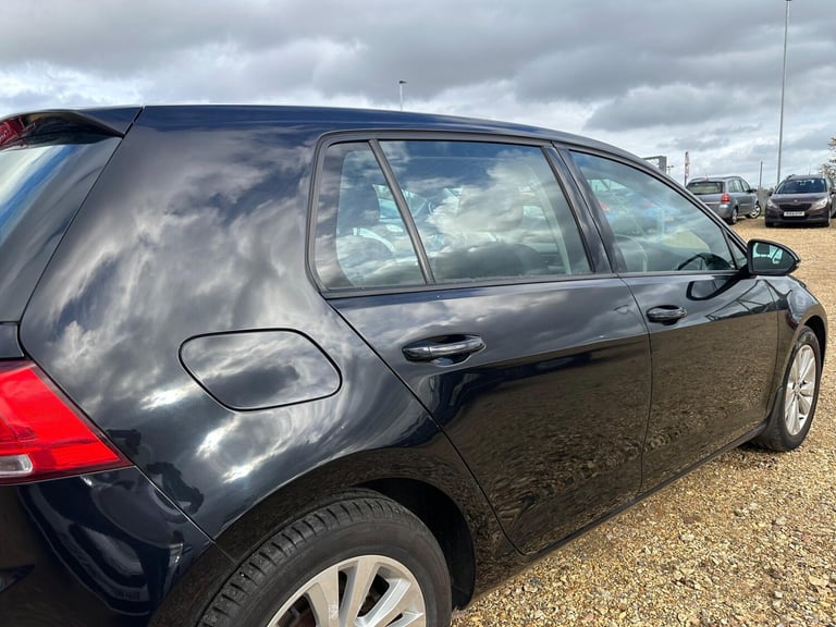 2014 Volkswagen Golf 2.0 TDI BlueMotion Tech SE Euro 5 (s/s) 5dr HATCHBACK Diesel Manual