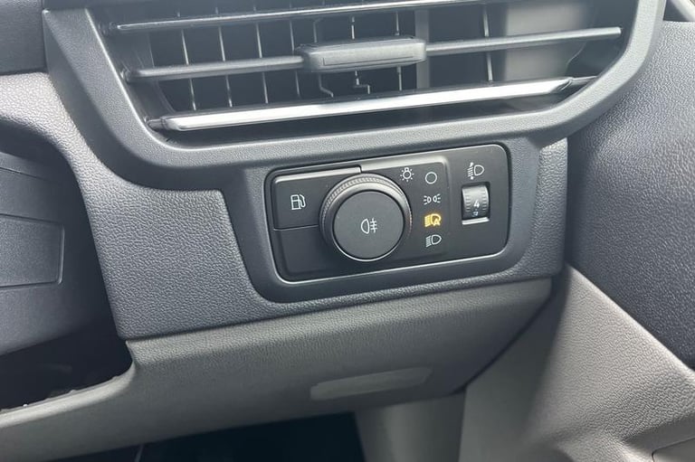 2025 Ford Transit Custom 2.5 PHEV 232ps H1 Double Cab Van Limited Auto PANEL VAN PETROL/ELECTRIC ...