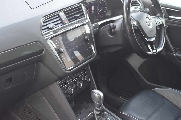 2017 Volkswagen Tiguan 2.0 TDI SEL DSG 4Motion Euro 6 (s/s) 5dr ESTATE Diesel Automatic
