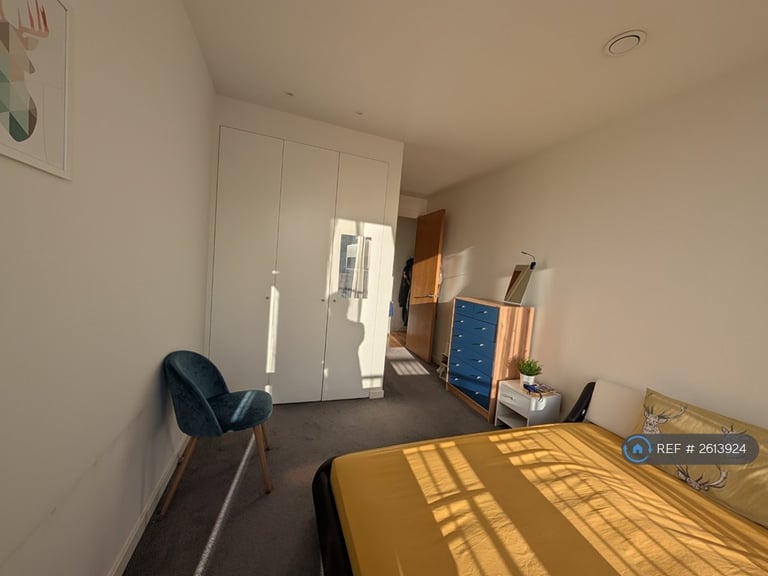 2 bedroom flat in Camberwell Passage, London, SE5 (2 bed) (#2613924)