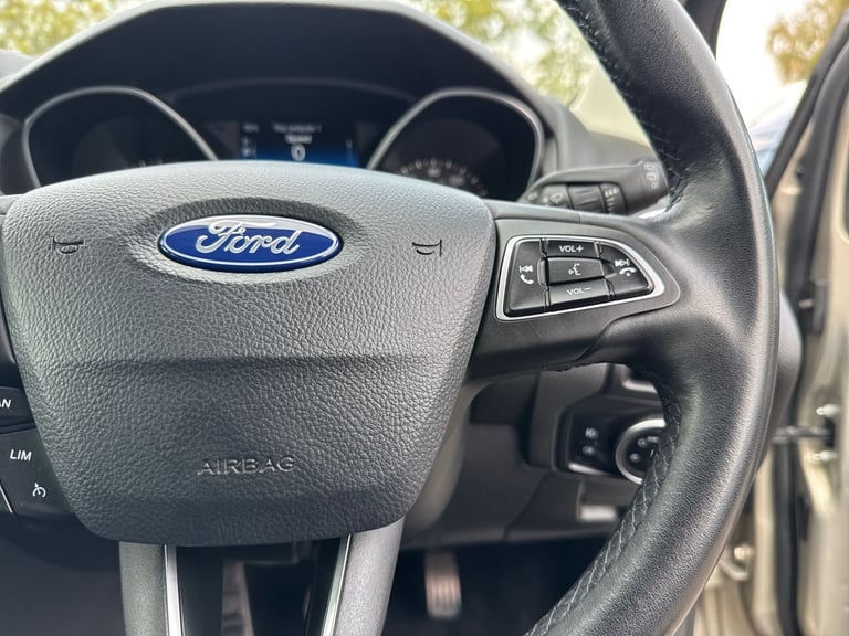 2018 Ford Focus 1.0 EcoBoost 125 Titanium 5dr Auto HATCHBACK PETROL Automatic