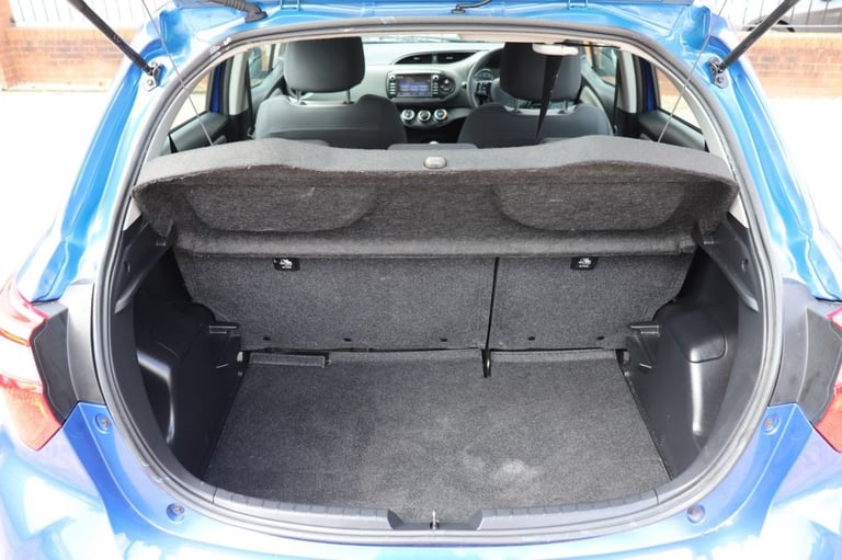 2019 Toyota Yaris 1.5 VVT-i Icon Tech 5dr HATCHBACK PETROL Manual