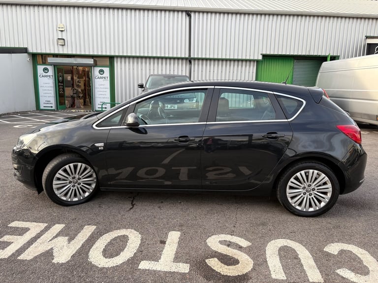 2014 Vauxhall Astra 1.6 16v Excite Hatchback 5dr Petrol Manual Euro 5 (115 ps)