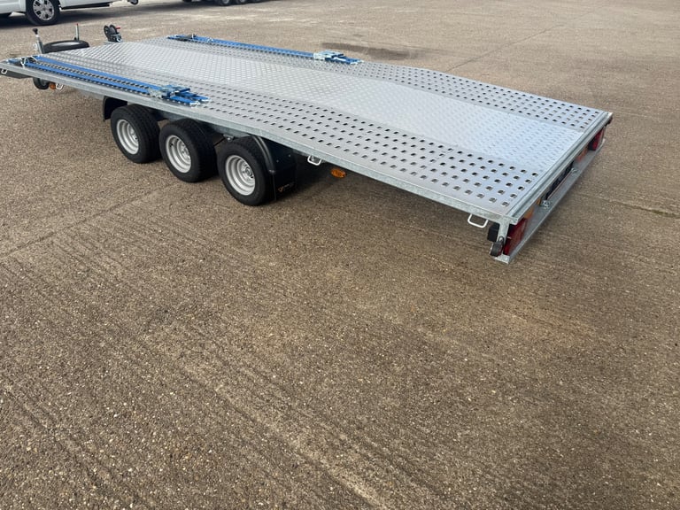 Car transporter trailer 3500 kilo 3 axel 