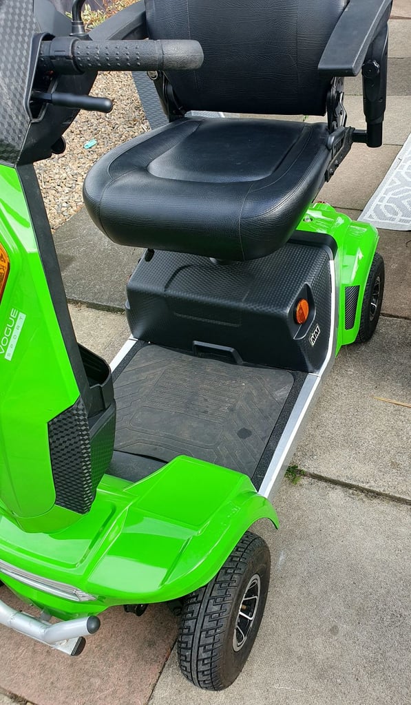 Monarch Vogue Sport 8mph Mobility Scooter 