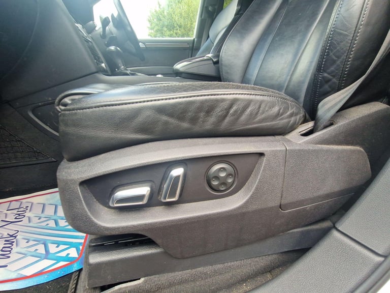 2012 Audi Q7 3.0 TDI V6 S line Plus Tiptronic quattro Euro 5 (s/s) 5dr Diesel