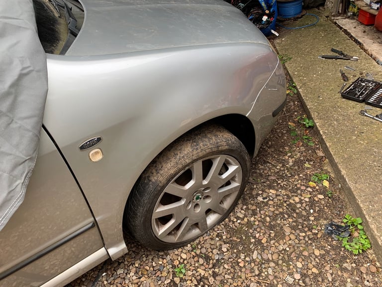 image for Fabia vrs mark1 alloy wheels wanted