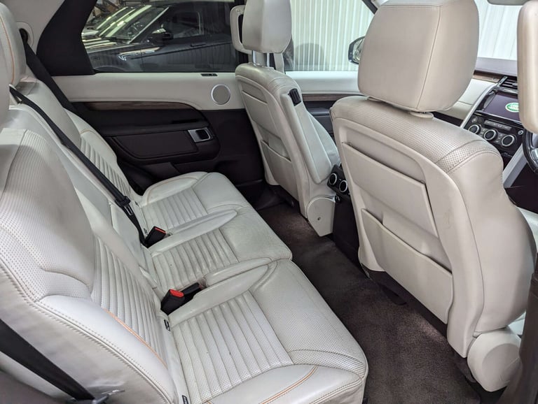 2017 Land Rover Discovery 2.0 Discovery HSE SD4 Auto 4WD 5dr SUV Diesel Automatic