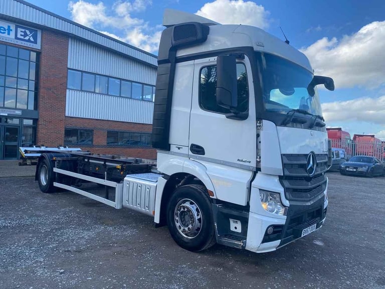 MERCEDES ACTROS 1824 *EURO 6* 4X2 DEMOUNT CHASSIS CAB 2018 - BV67 OUX