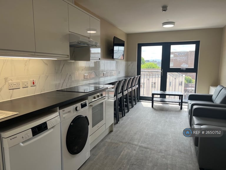 1 bedroom in Hepburn Court, Bristol, BS2 (#2650752)