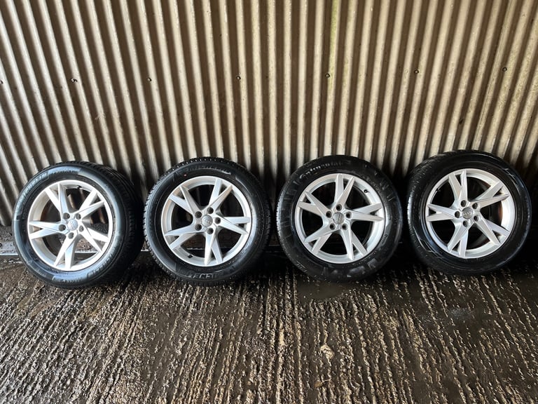 Genuine 17” Audi Q3 SE alloy wheels - 5x112