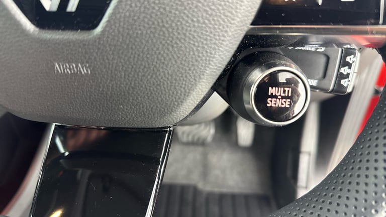 2025 Renault Megane Techno  Comfort Range SUV Electric Automatic