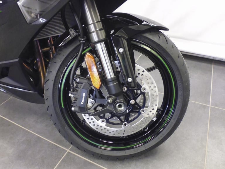 2025 KAWASAKI NINJA 1100 SX TOURER EDITION