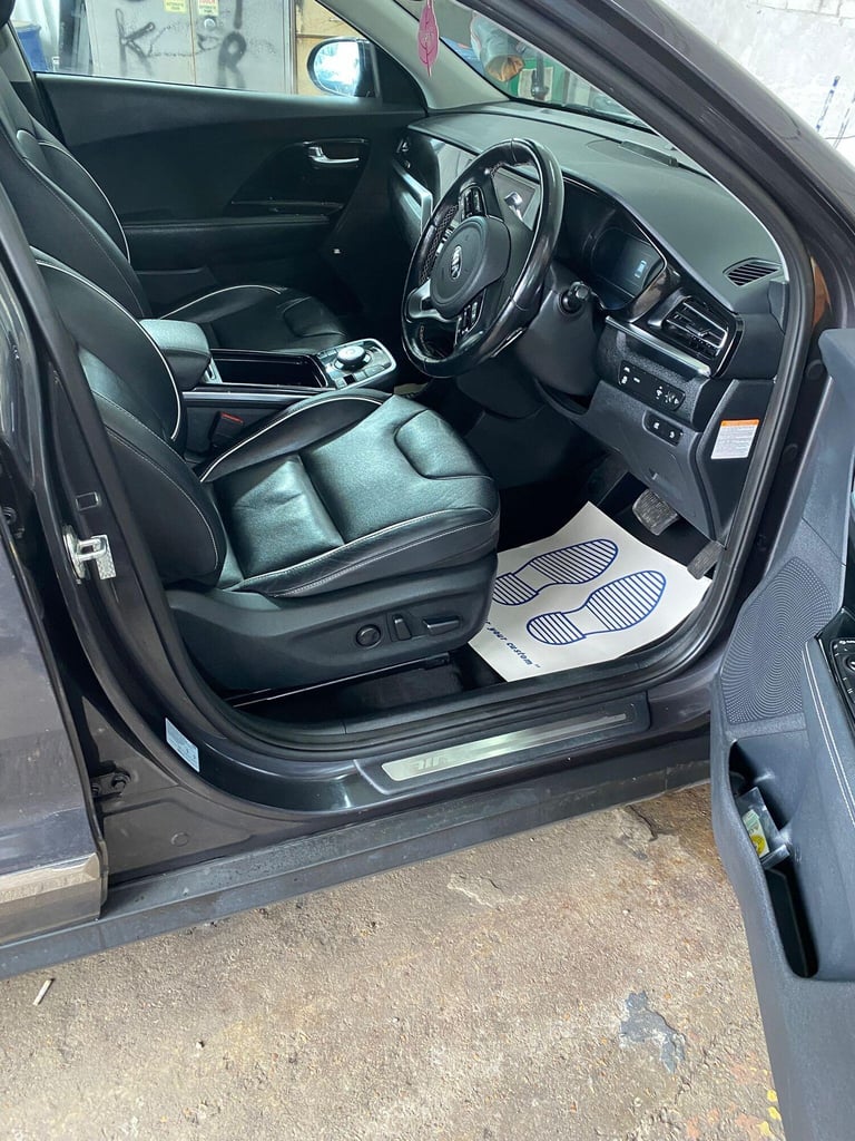 2021 Toyota Highlander 2.5 VVT-h Excel CVT 4WD Euro 6 (s/s) 5dr ESTATE Petrol/Electric Hybrid Aut...