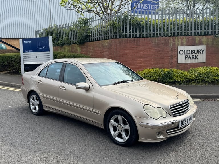 Cheap 2004 Mercedes-Benz C-Class C220 CDI Avantgarde SE 4dr Auto SALOON Diesel Automatic for sale in Brierley Hill, West Midlands