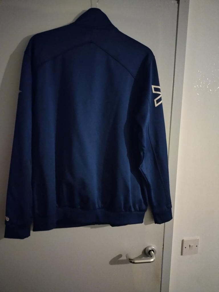 2 brand new men sport casual jackets both sized 3xl with zip pockets