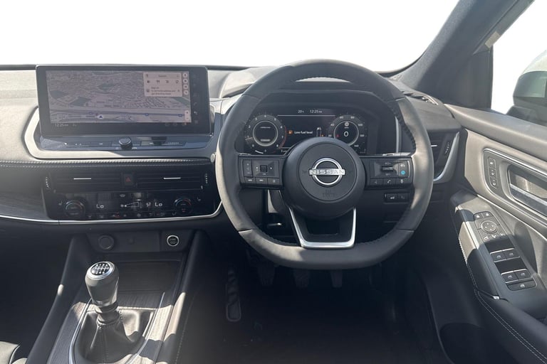 2025 Nissan Qashqai 1.3 DiG-T MH Tekna 5dr Hatchback Petrol Manual