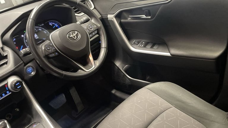 2020 69 TOYOTA RAV4 2.5 VVT-H DESIGN SUV 5DR PETROL HYBRID CVT 4WD EURO 6 (S/S) 