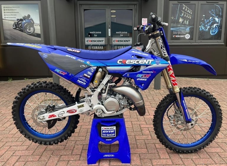 image for YAMAHA YZ 125 2025 - CRESCENT 3FLO TEAM REPLICA - BRAND NEW - SAVE OVER 700!