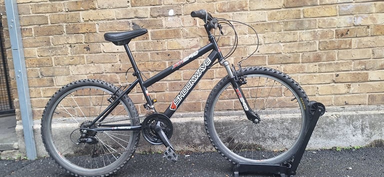 SHOCKWAVE (XT-240)24WHEEL COMMUTING UNISEX KIDS/TEEN BIKE 