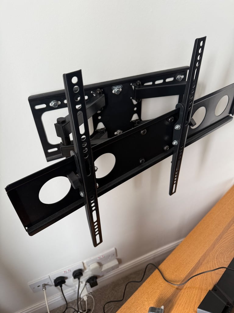 Von Haus television wall bracket