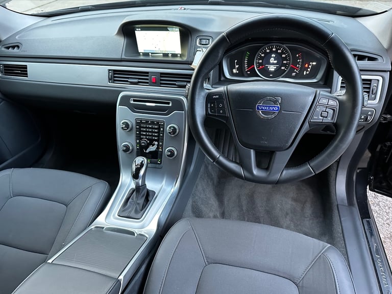 2014 (64) VOLVO V70 D2 BUSINESS EDITION AUTO 71,000 MILES £35 ROAD TAX NEW MOT