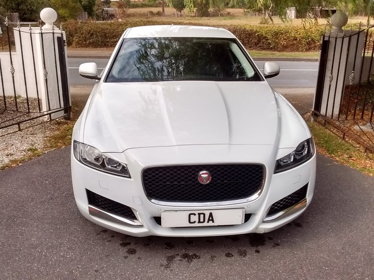 2017 Jaguar XF 2.0d [180] Prestige £35 TAX Chain Replaced 4dr Auto SALOON Diesel Automatic