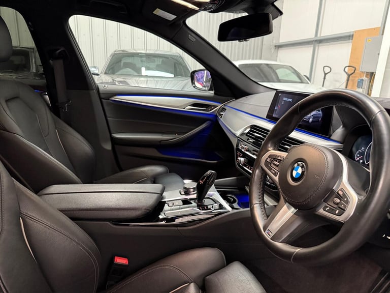 2018 BMW 5 Series 530d xDrive M Sport 4dr Auto SALOON DIESEL Automatic