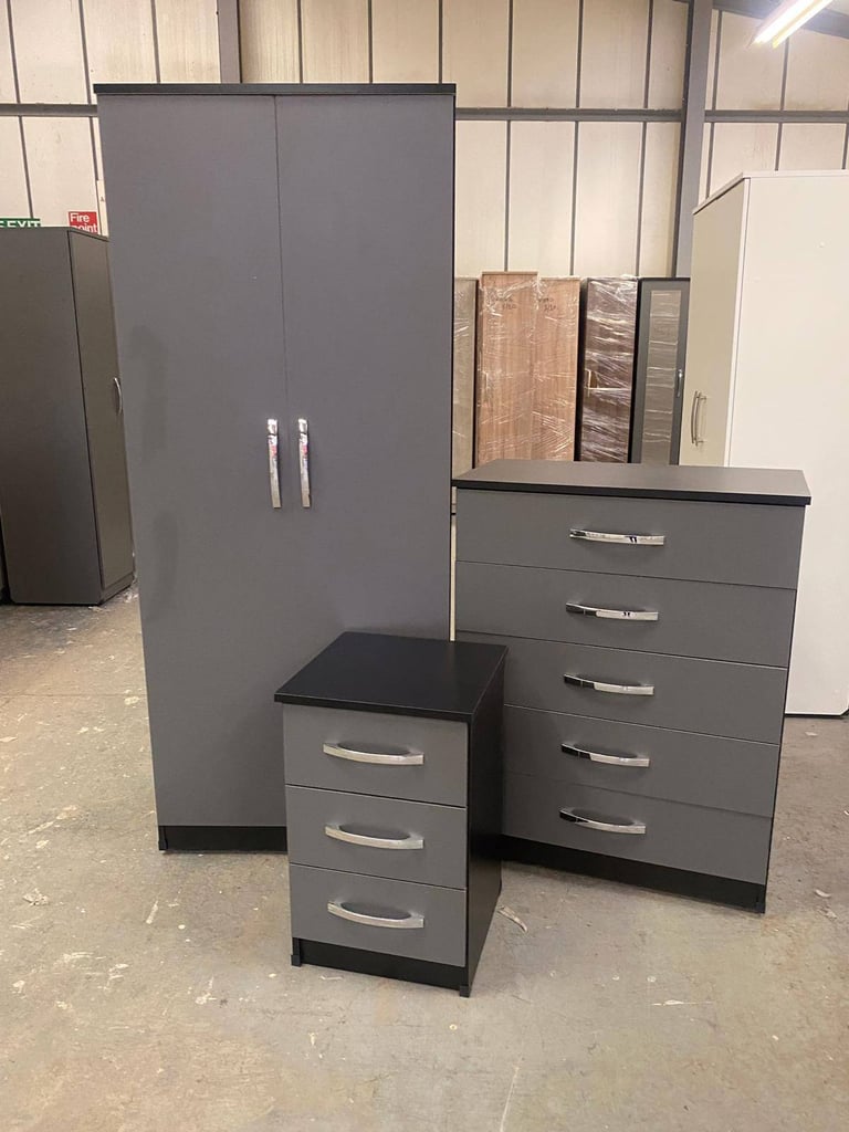 🔥 BRANDED Bedroom Furniture Set – Wardrobe + Chest + Bedside Tables | Bargain!