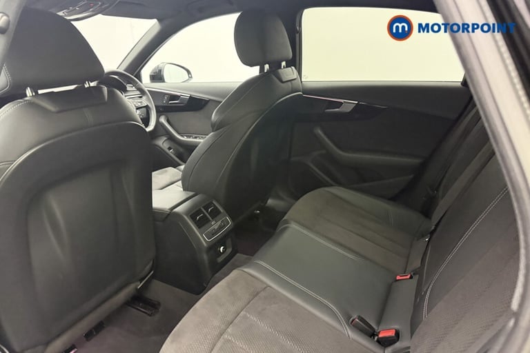 2019 Audi A4 35 TFSI Black Edition 4dr Saloon Petrol Manual