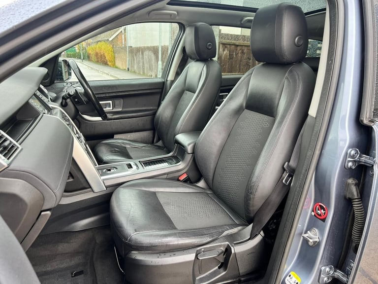 2017 Land Rover Discovery Sport 2.0 TD4 SE Tech Auto 4WD Euro 6 (s/s) 5dr ESTATE Diesel Automatic