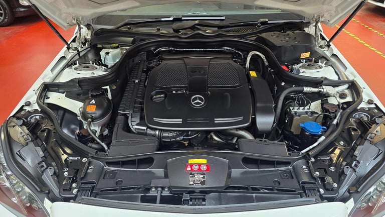  Mercedes-Benz E-Class 3.5 AUTO AMG LINE E350 AVANTGARDE Petrol Automatic