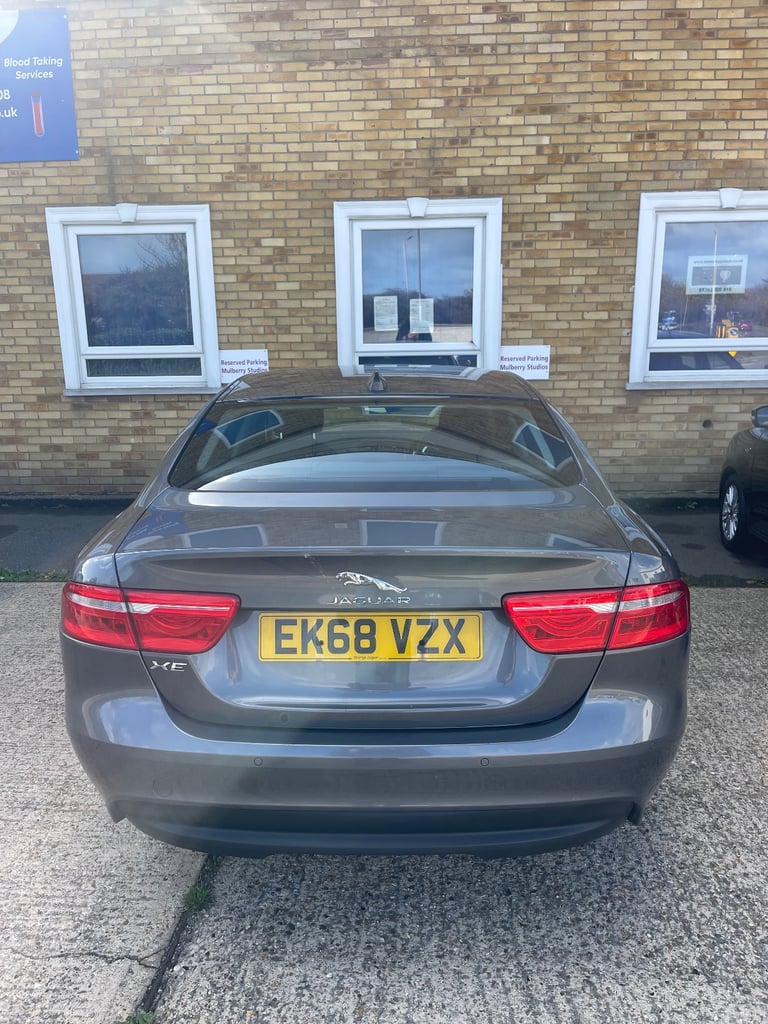 2018 Jaguar XE Prestige - Lunar Grey - Automatic
