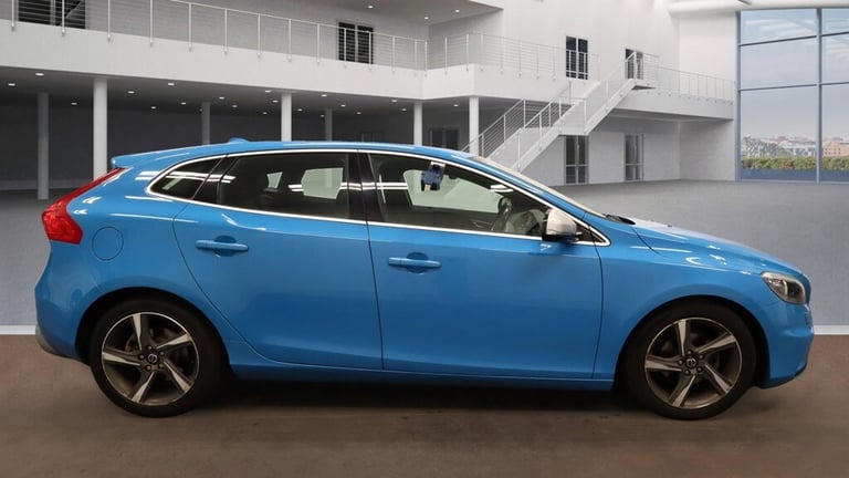 2014 Volvo V40 2014 14-Reg Volvo V40 D2 R DESIGN 5dr,GEN 53,000 MILES,FSH,LOOK!!! HATCHBACK Diese...
