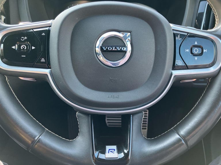 2020 Volvo XC60 B4 R-DESIGN AWD ESTATE Diesel/Electric Hybrid Automatic