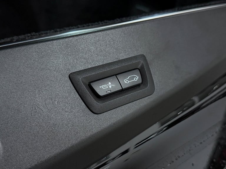 2023 Rolls-Royce Cullinan 6.75 V12 Black Badge SUV 5dr Petrol Auto 4WD Euro 6 (600 ps) ESTATE Pet...