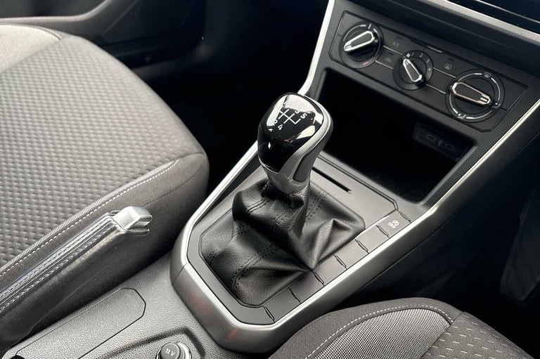 2022 Volkswagen Polo 1.0 TSI Life 5dr Hatchback Petrol Manual