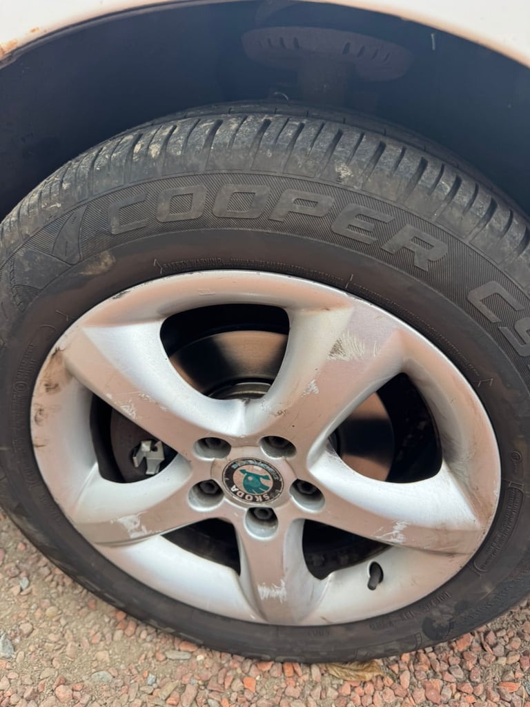 Skoda, FABIA, Estate, 2011, Manual, 1199 (cc), 5 doors