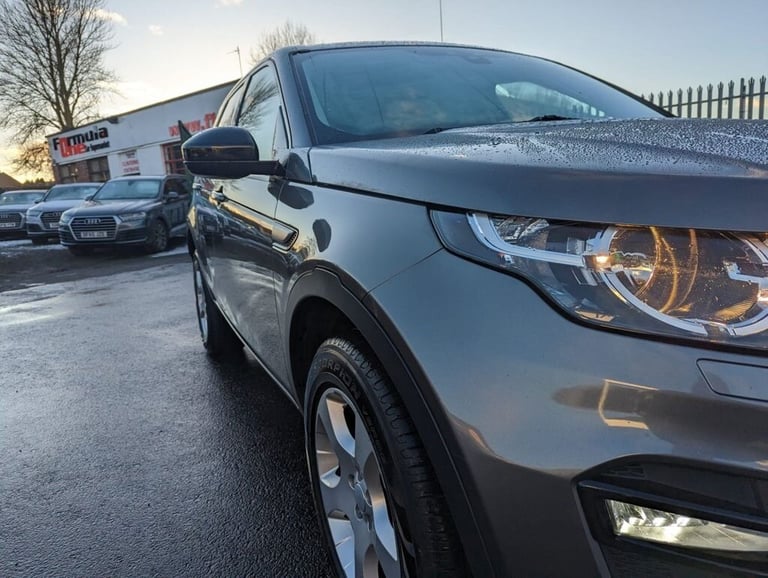 2017 Land Rover Discovery Sport 2.0 TD4 PURE SPECIAL EDITION 5d 150 BHP Estate Diesel Manual
