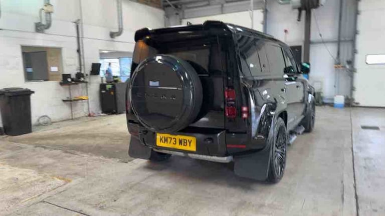 2024 Land Rover Defender 110 3.0 D300 MHEV X-Dynamic SE SUV 5dr Diesel Auto 4WD Euro 6 (s/s) (300...