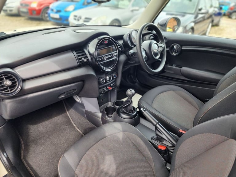 2016 16 MINI HATCH 1.5 COOPER HATCHBACK 3DR PETROL MANUAL EURO 6 (S/S) (136 PS)