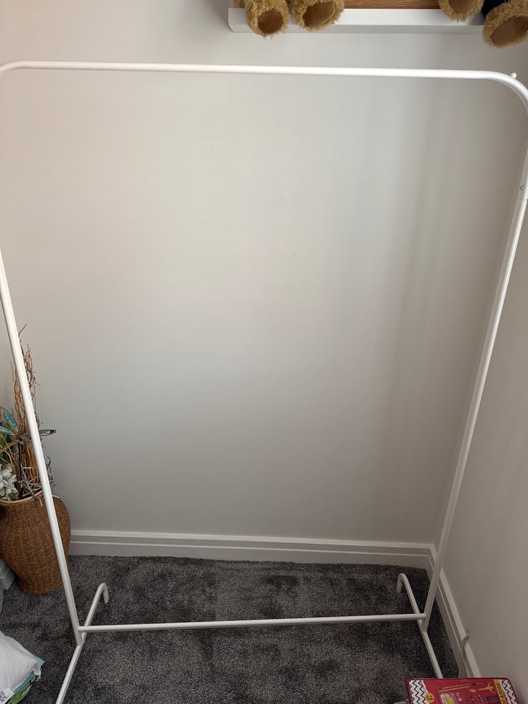 White clothes rail