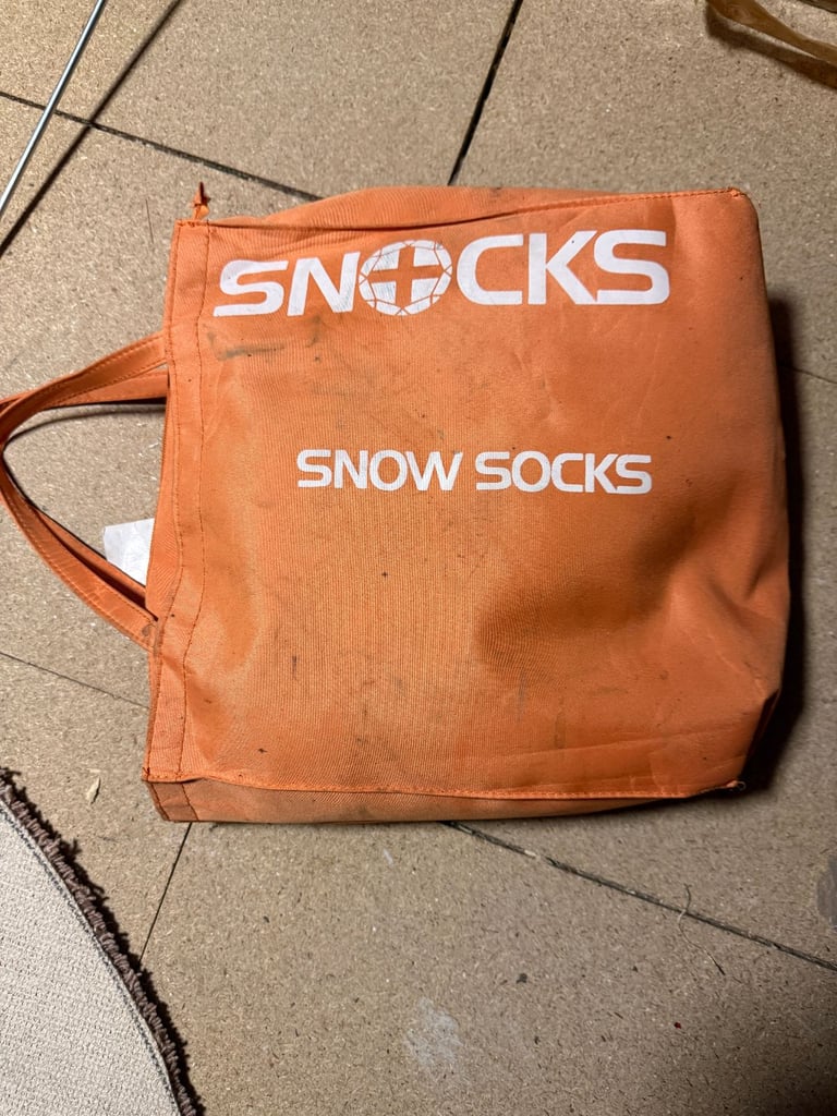 Snocks snow socks - size 42-M - see picture for tyre sizes