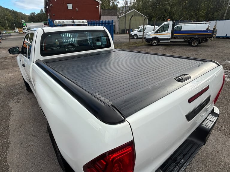 2020 Toyota Hilux 150 PS AWD Active Extra Cab Pick Up 2.4 D-4D  PICK UP Diesel Manual