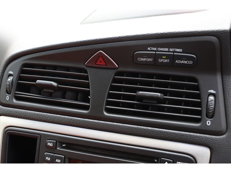 2025 Volvo V70 2.5T SE 5dr Geartronic [RTI NAV] Estate PETROL Automatic