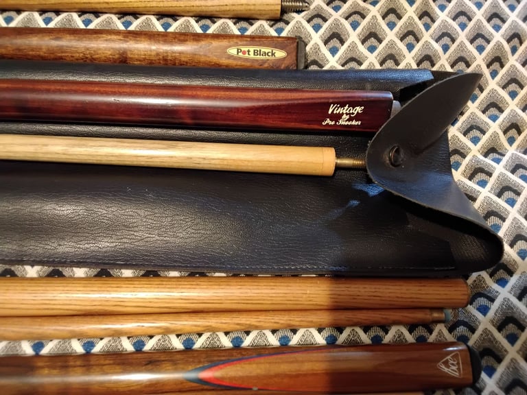 Pro snooker cues & cases,no dispatch viewing welcome Gateshead, 